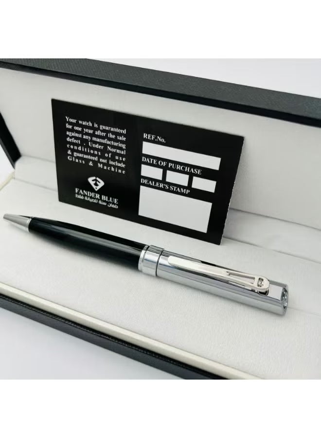 فاندر بلو قلم مصنوع من المعدن ويتميز بتصميم كلاسيكي وأنيق. من فندر بلو
