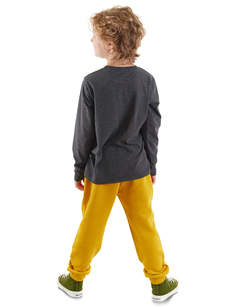 دينوكيدس طقم تي شيرت وبنطلون كن جريئاً يا فتى