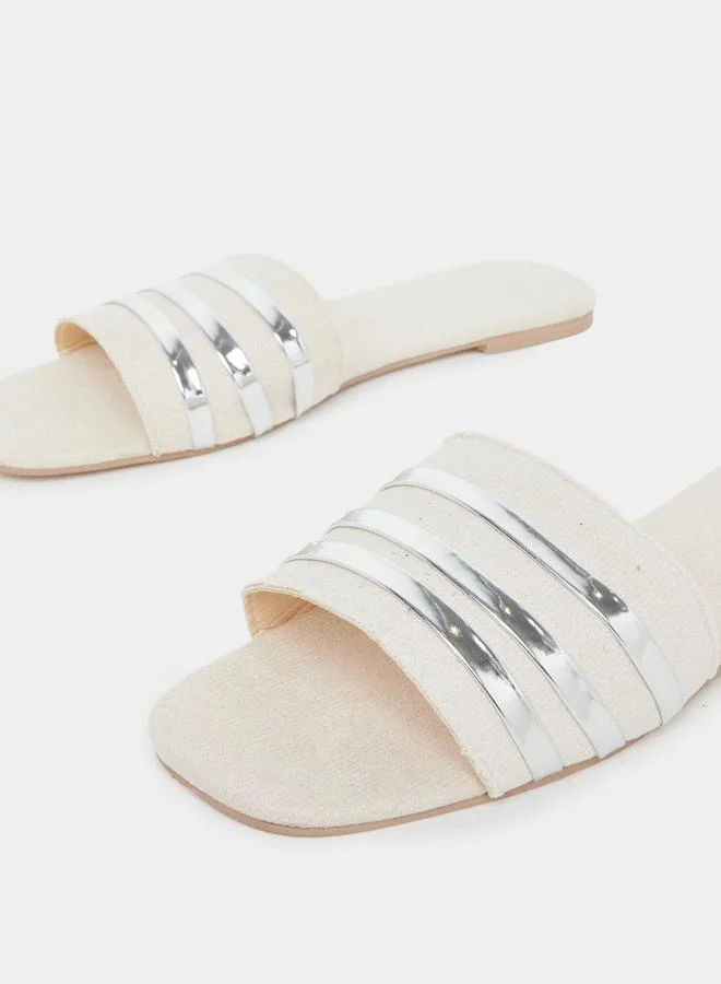 Styli Styli Women Beige Metallic Strip Detail Flat Sandals
