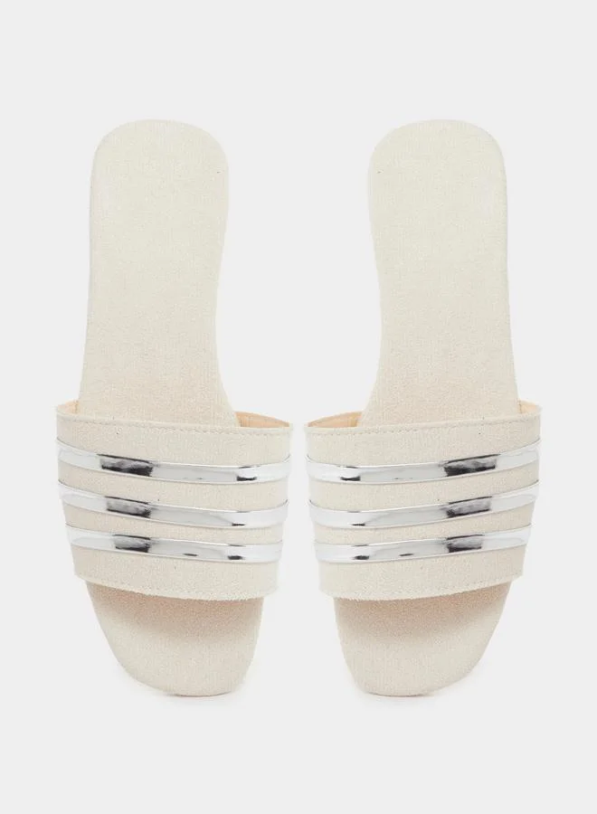 Styli Styli Women Beige Metallic Strip Detail Flat Sandals