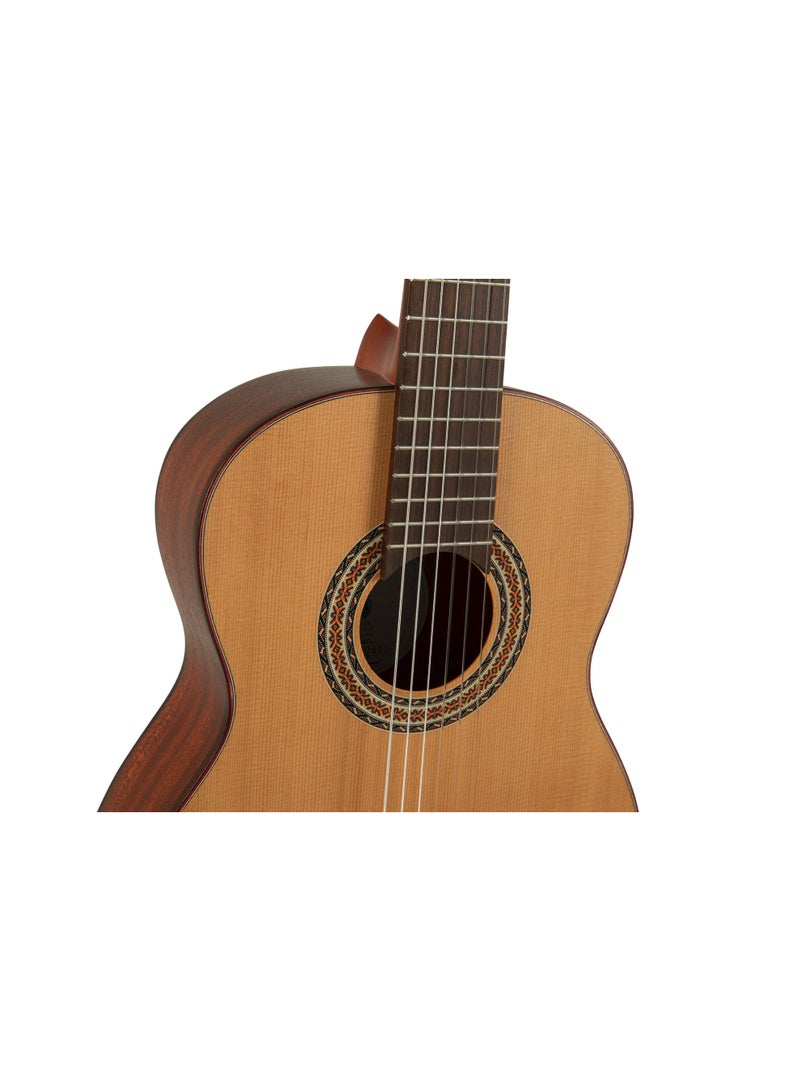 Manuel Rodríguez TRADICIÓN T-53 Classical Guitar 1/2 – Solid Cedar Top, Mahogany Back – Made in Europe - Image 2