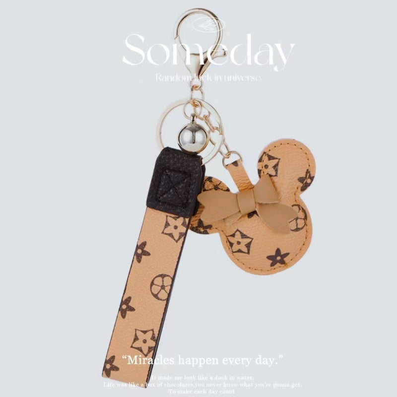Cute Quirky Keychain Charm Fashion Car Key Pendant camel flowers - Image 1