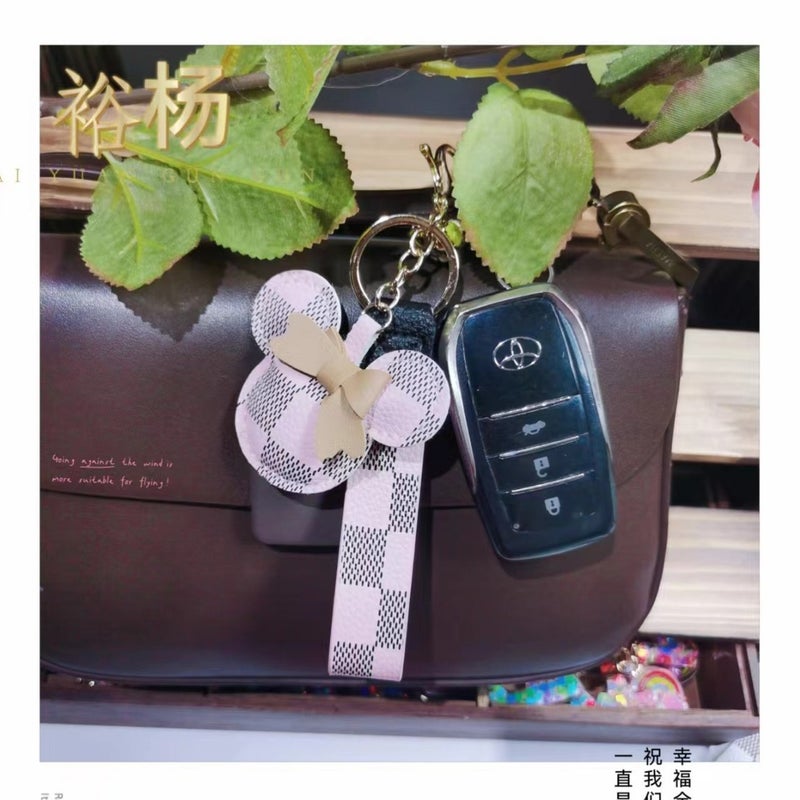 Cute Quirky Keychain Charm Fashion Car Key Pendant camel flowers - Image 5