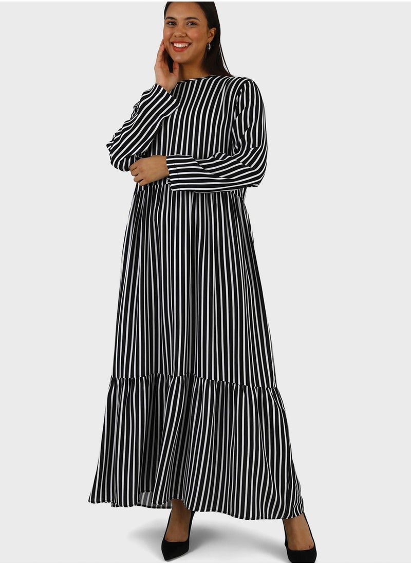 Striped Ruffled Dress - pzsku/Z0424D35C7050EE9F521BZ/45/_/1698979298/b5b5e3e4-266d-4ed9-bf9a-4bfe3898039e