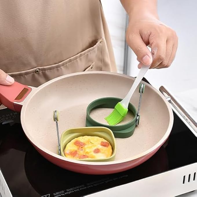 كاست ويف حلقات بيض سيليكون 5 قطع، قوالب فطائر غير لاصقة ذات جانبين، حلقات طهي البيض المقلي، حلقة قالب دائرية بمقبض للبيض المقلي، فطائر البيض المقلية القابلة لإعادة الاستخدام، RoundSquare - Image 3