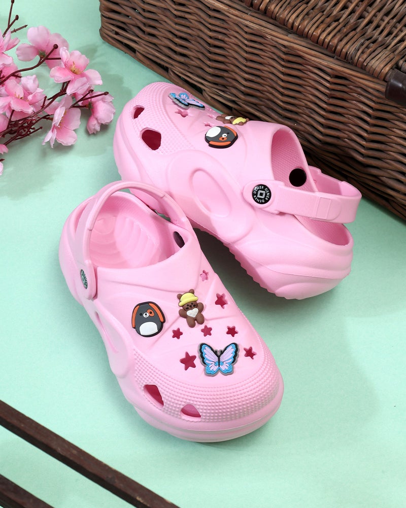 Face كروكس وردية مع زينة ممتعة للفتيات - Image 1