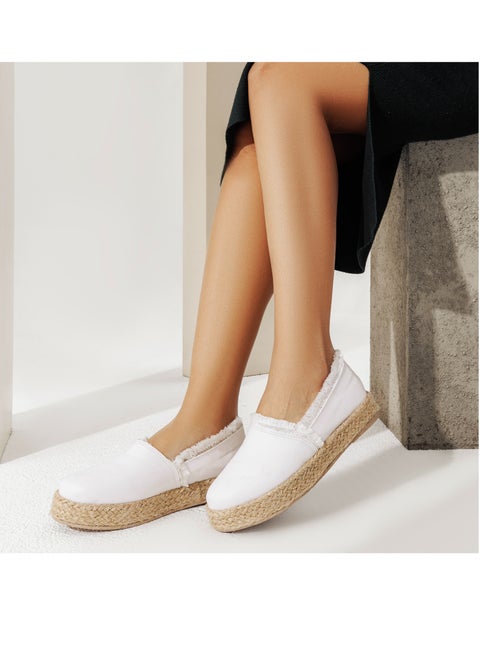 Ballerina Flat Leather Elegant BN-8 - White