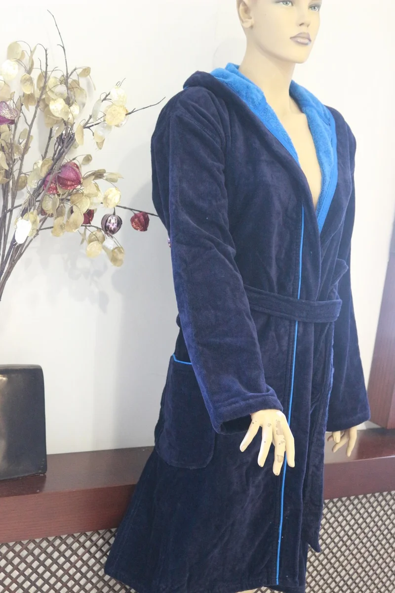 اندر هوم Bathrobe Yarn Dye Velvet Short Hooded Model Bathrobe