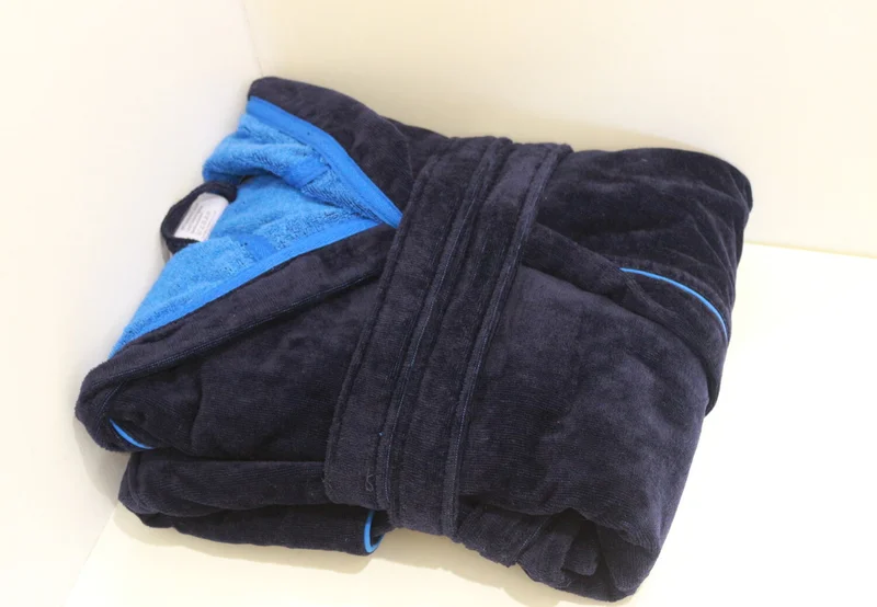 اندر هوم Bathrobe Yarn Dye Velvet Short Hooded Model Bathrobe