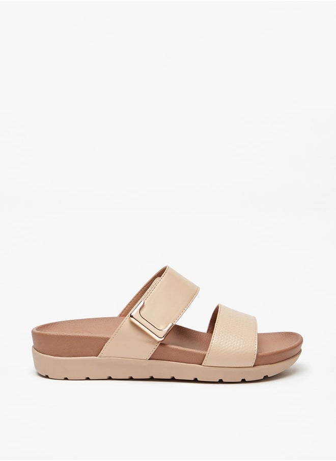 Le Confort Women's Textured Slip-On Sandals  - Image 2