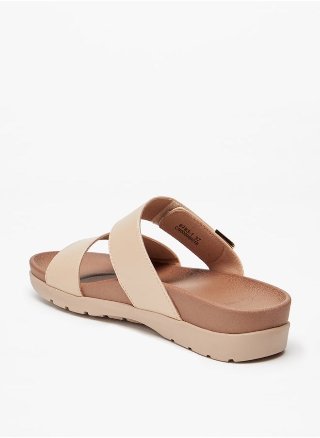 Le Confort Women's Textured Slip-On Sandals  - Image 3