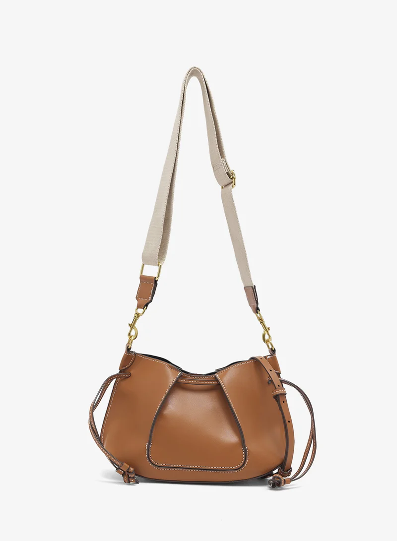 ايلا حقيبة يد من الشرق إلى الغرب