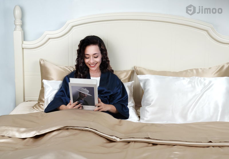 J JIMOO 100% Mulberry Silk Pillowcase for Hair and Skin, 22 Momme Pure Natural Silk Pillow Case Both Sided with Zipper, Pillow Cover for Women Mom Men (Beige, Standard 20''Ã—26'', 1 Pack) - Image 3