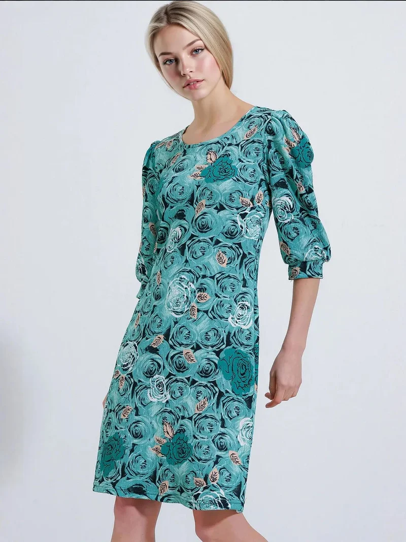 بيغ دارت فستان ميدي مطرز بالزهور بأكمام ثلاثة أرباع