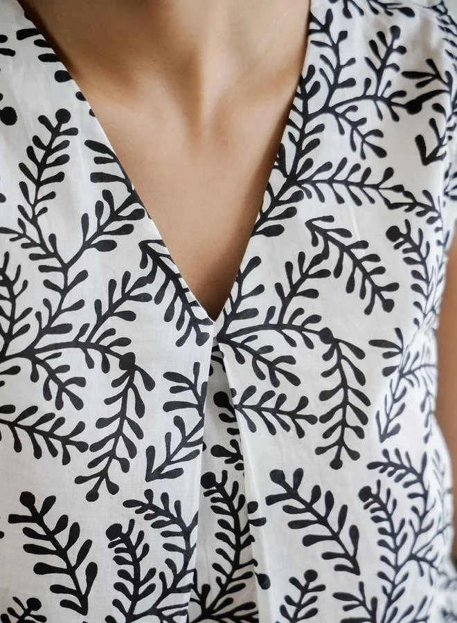 sanskrutihomes sanskrutihomes Floral Print V-Neck Sleeveless Cotton Top
