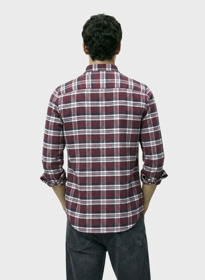 The Indian Garage Co Men Slim Fit Checked Buttondown Collar Full Sleeves Shirt