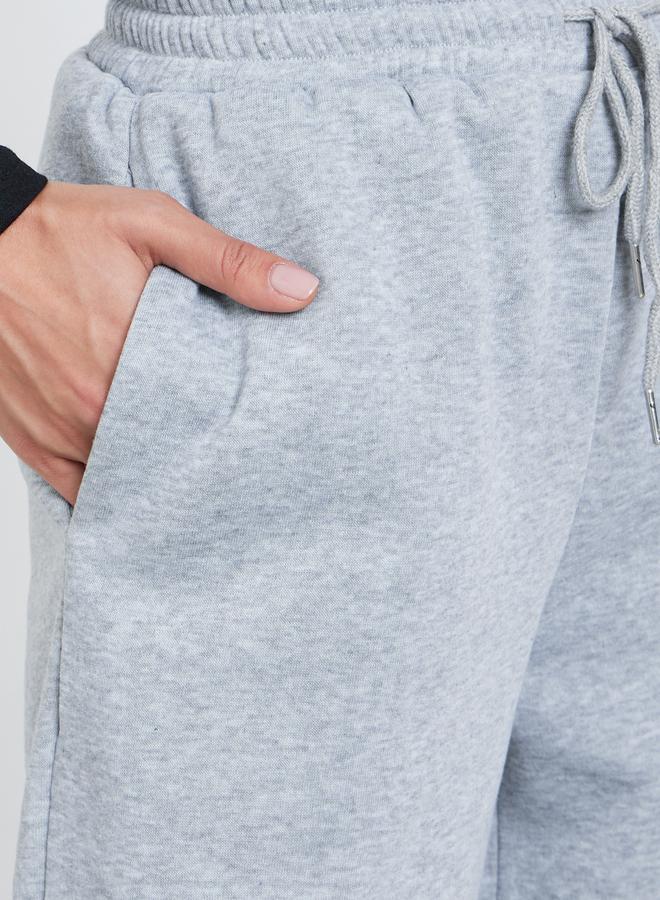 Styli Women Grey Solid Drawstring Waist Wide Leg Joggers - Image 3