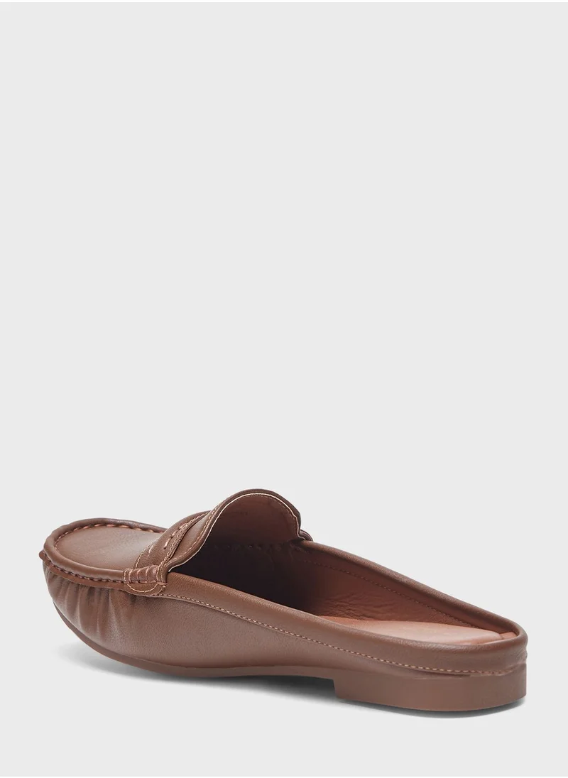shoexpress Essential Flat Moccasins