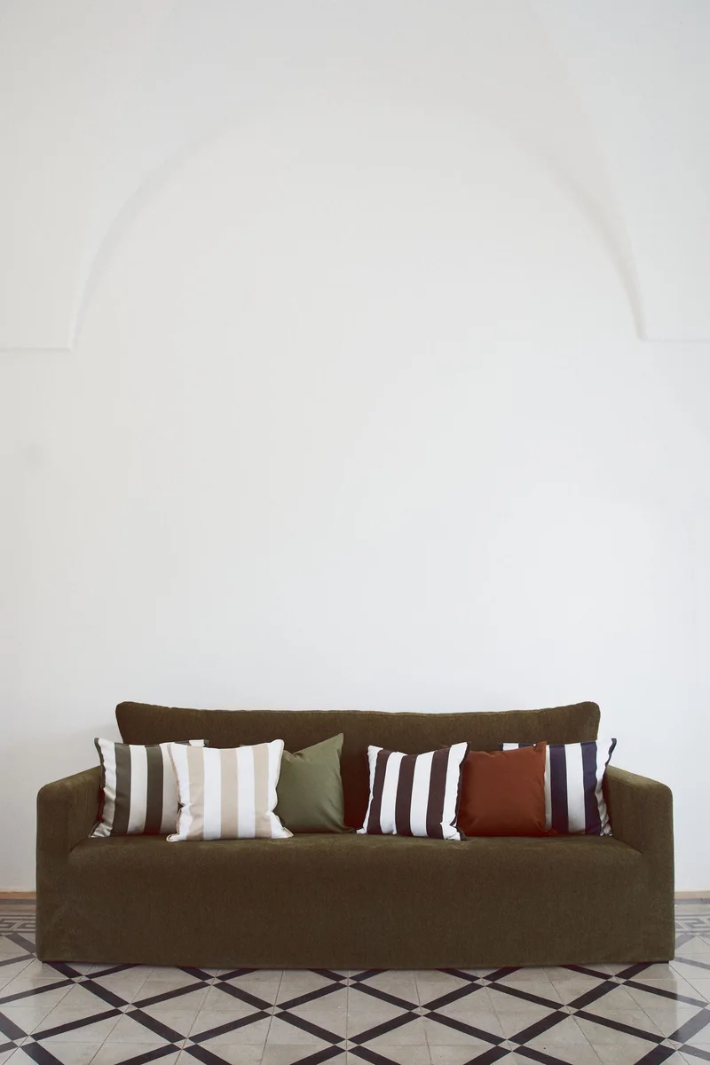 اتش اند ام غطاء وسادة من مزيج الكتان