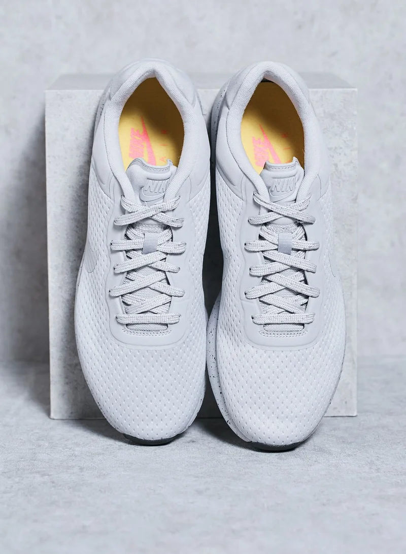 Nike Air Max Modern SE