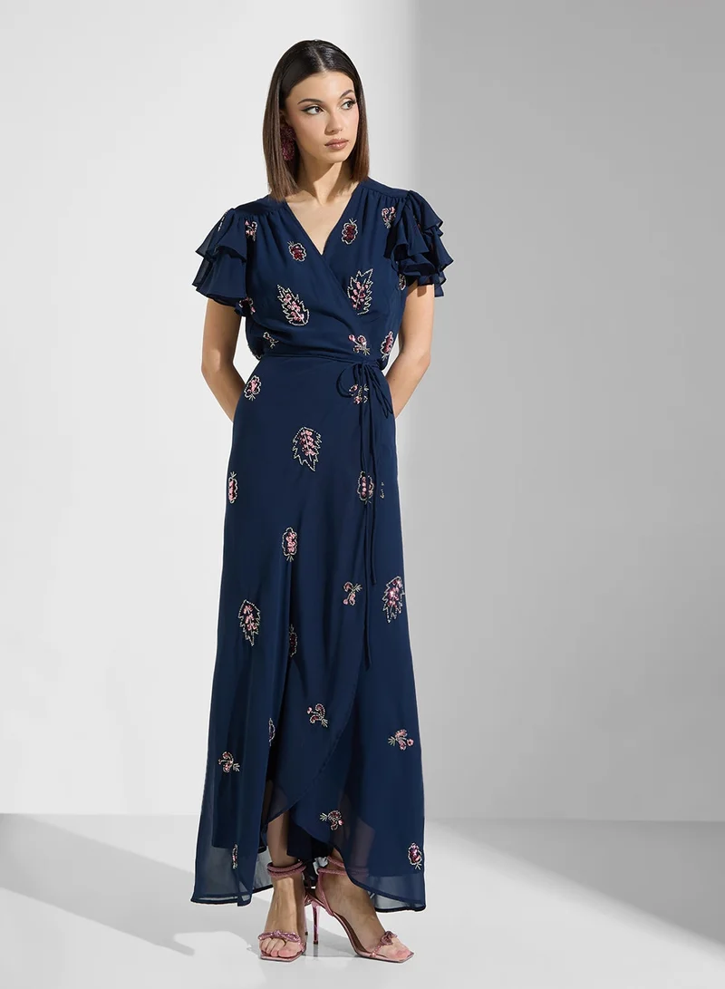 Hope & Ivy Floral Embroidered Dress