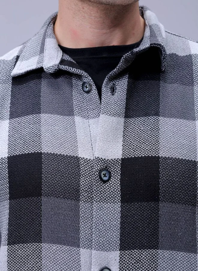 The Indian Garage Co Men Relaxed Fit Checkered Full Sleeves Cutaway Collar Resort Wear Shirt