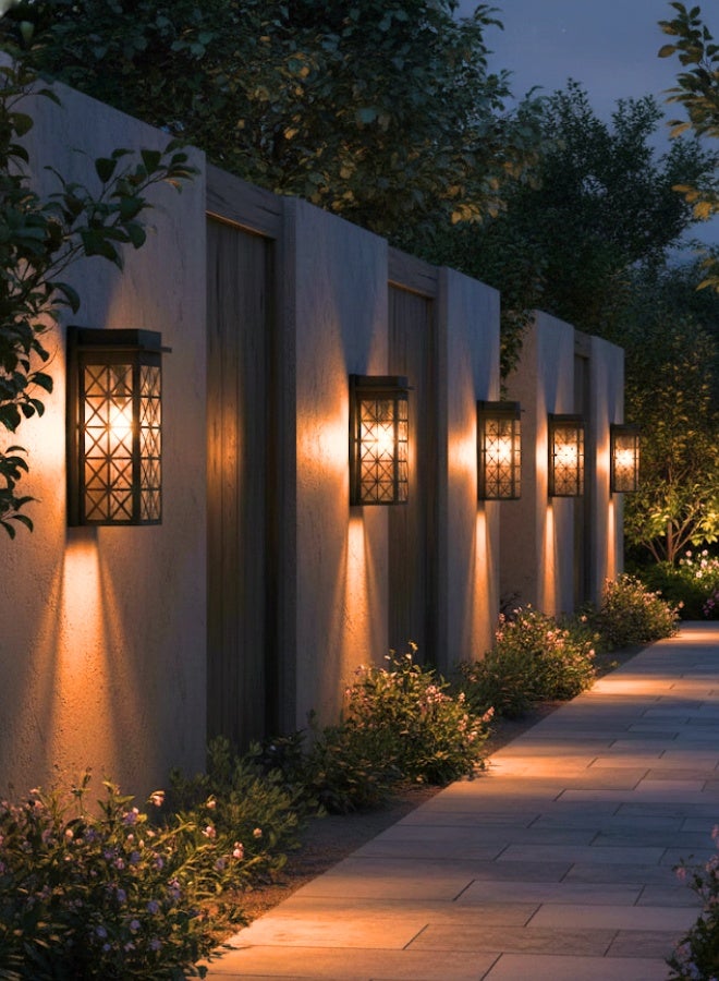 Classic / Rustic Outdoor Wall Lantern - Durable Black Weather-Resistant Design for Entrances & Gardens - Image 2