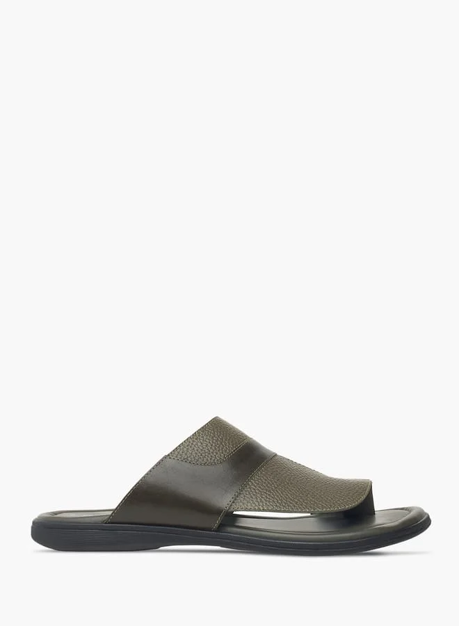 Men Textured Slip-On Arabic Sandals