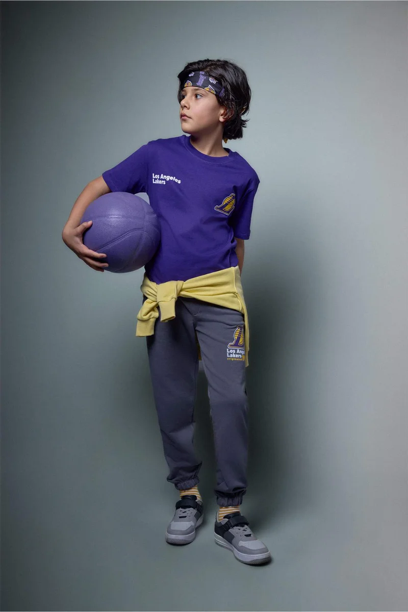 ديفاكتو Boy NBA Los Angeles Lakers Licensed Elastic Band Trousers