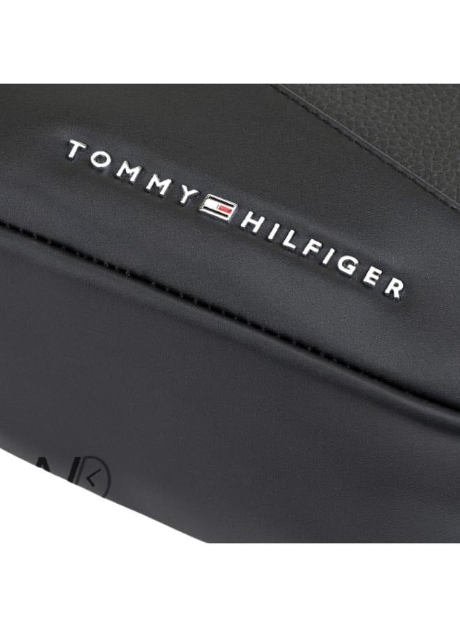 Tommy Hilfiger Plus Tommy Hilfiger Black Wash Leather Hand Bag For Men  - Image 3