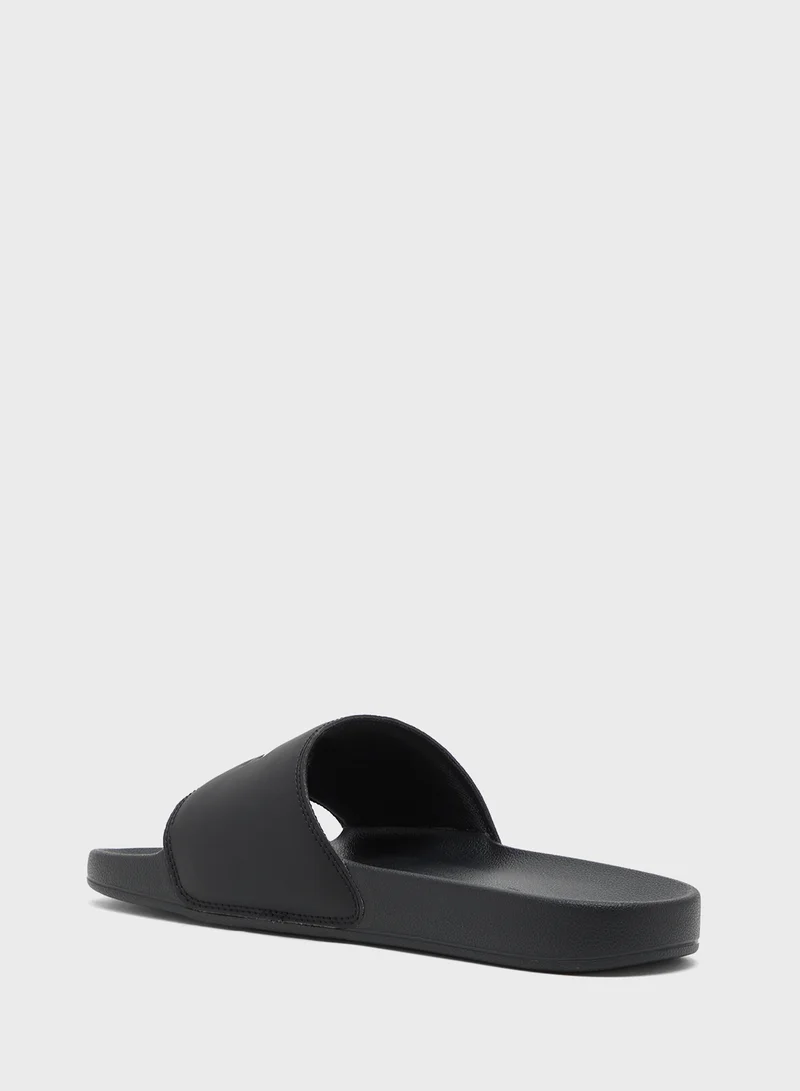 لاكوست Casual Serve Slides