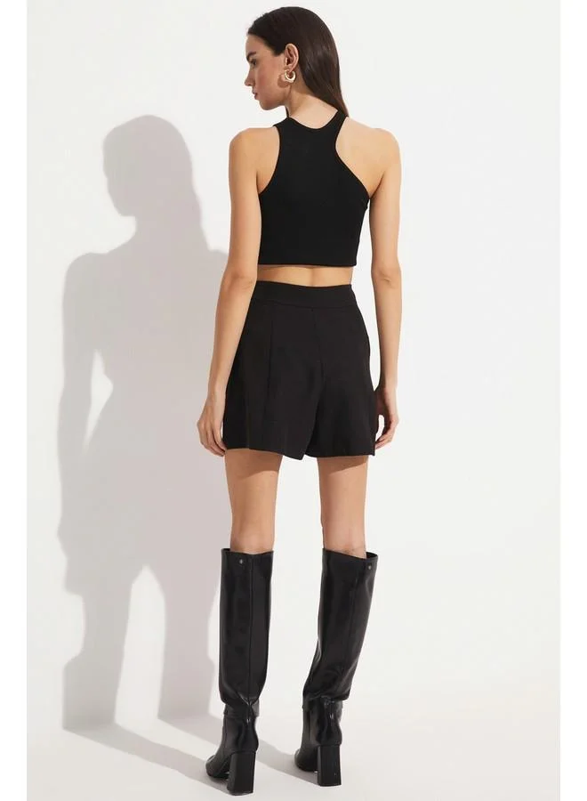 JUNE June Women's Exclusive Regular Fit High Waist Button Detailed Woven Shorts