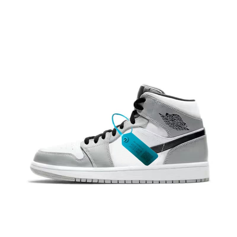 Putian Exclusive Supply of Aj1 High-Top Black and White Panda Chicago Obsidian Shadow Blue Basketball Shoes for Men and Women - Image 4