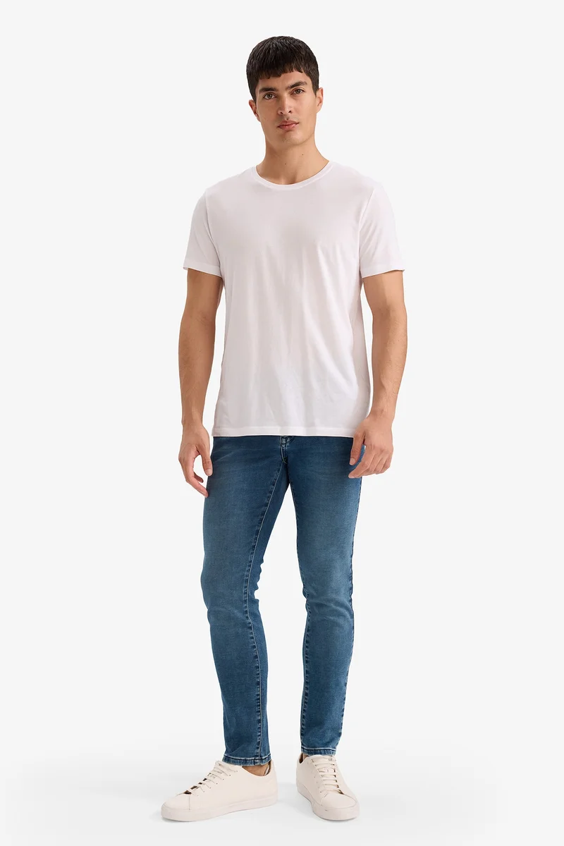 ديفاكتو Pedro Slim Fit Regular Waist Skinny Leg Jeans