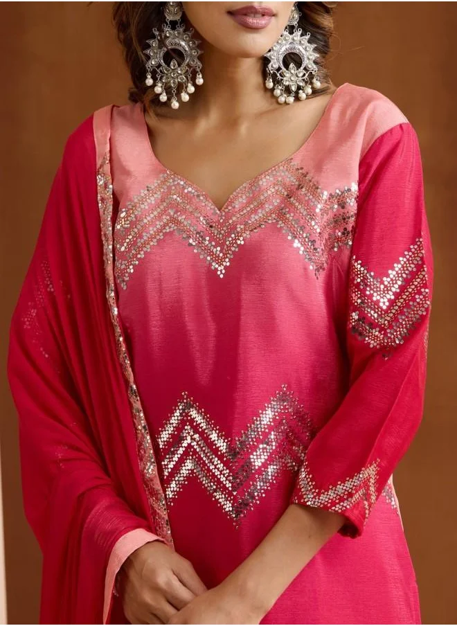 آي شين Poly silk Women Pink Poly silk Kurta Set with Embroidered pattern Tunic and Palazzo features a Round neckline and Three-Fourth Sleeve secured with Elastic closure and styled in Straight Fit ideal for Festive moments — a must-have for your statement wardrobe.