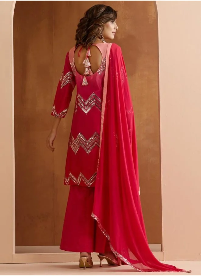 آي شين Poly silk Women Pink Poly silk Kurta Set with Embroidered pattern Tunic and Palazzo features a Round neckline and Three-Fourth Sleeve secured with Elastic closure and styled in Straight Fit ideal for Festive moments — a must-have for your statement wardrobe.