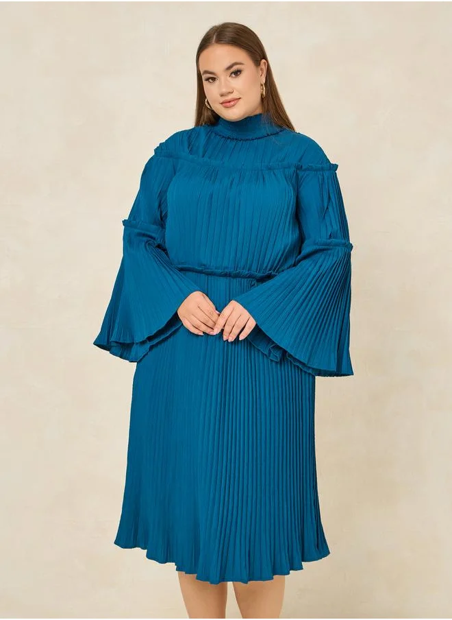 Styli Pleated Teal Midi Dress