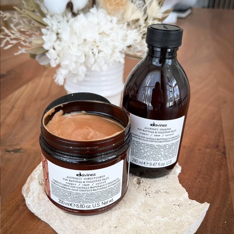 Davines Alchemic Conditioner, Copper, 8.81 oz. - Image 5