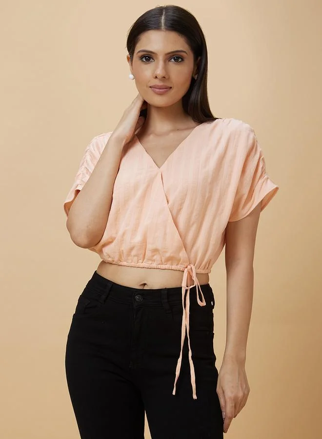 globus Globus Stiped Ruched Sleeve Waist Tie-Up Crop Top