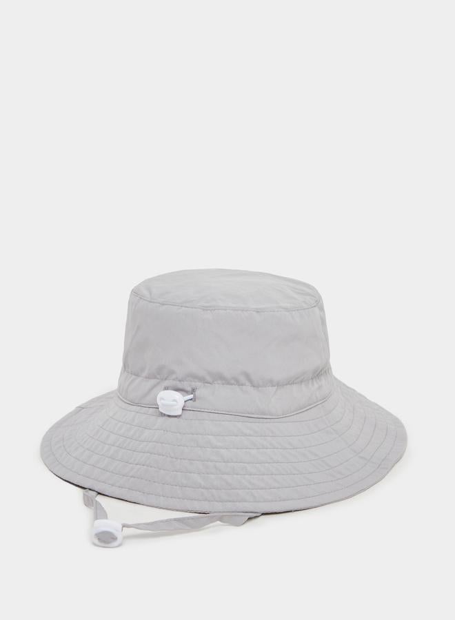 Styli Styli Solid Bucket Hat with Badge Details  - Image 3