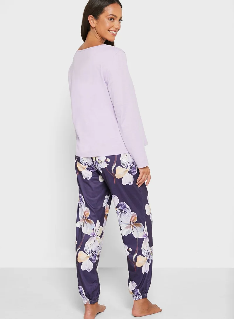 ELLA Floral Printed Pyjama Set