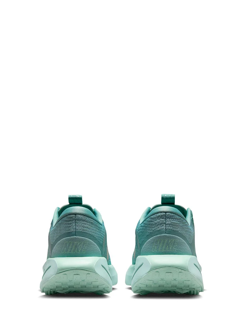 Nike Motiva