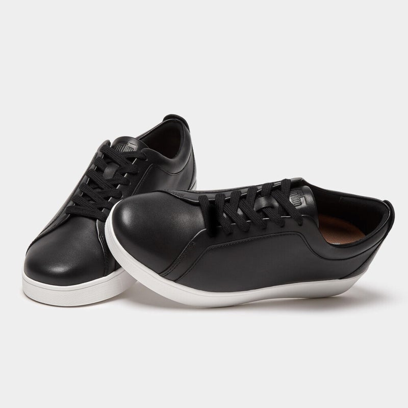 FitFlop حذاء رياضي جلد من فيت فلوب للنساء بتصميم كلاسيكي، بنعل مطاطي مرن ومقاوم للانزلاق ووسادة أناتومي كوش، أسود، 7 - Image 5