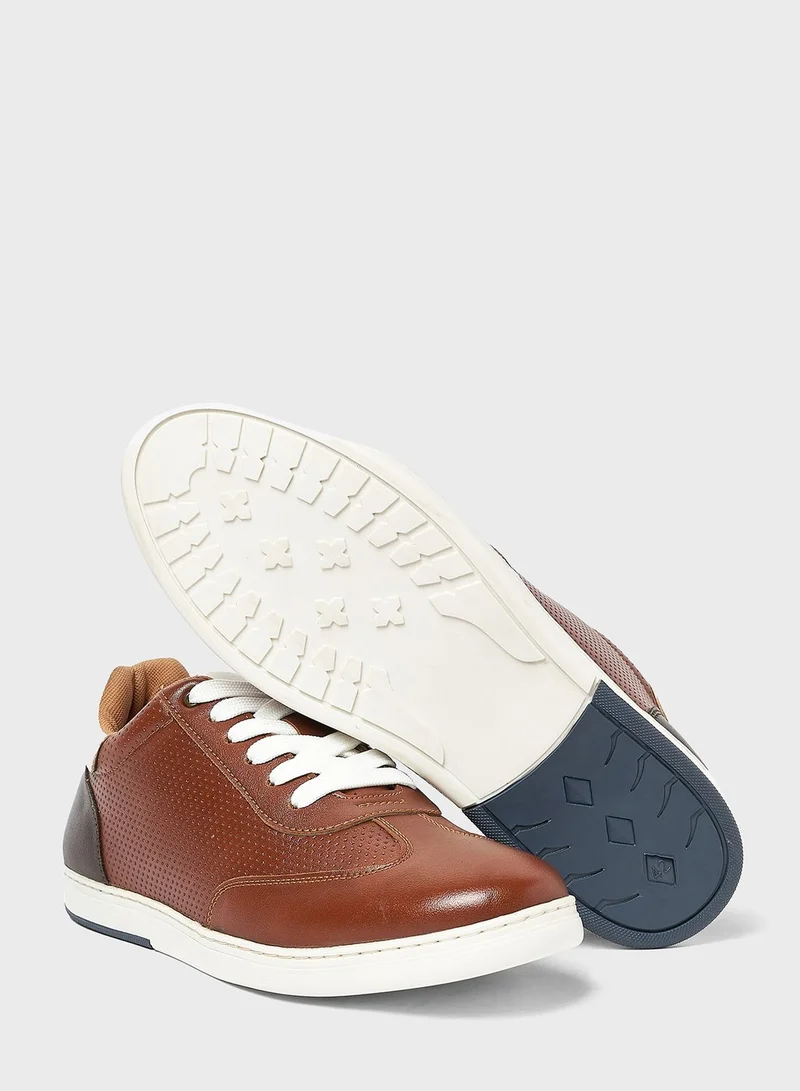 Geoomnii Casual Lace Up Sneakers