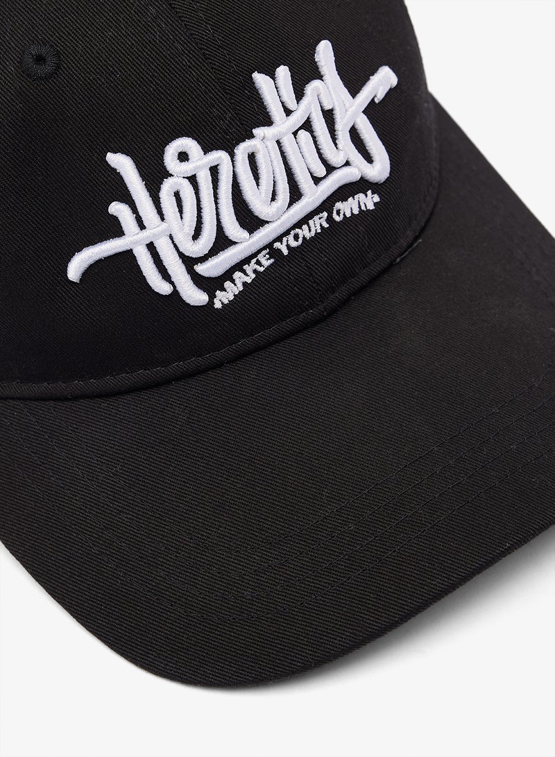 سفنتي فايف قبعة مطرزة كاجوال - Image 3