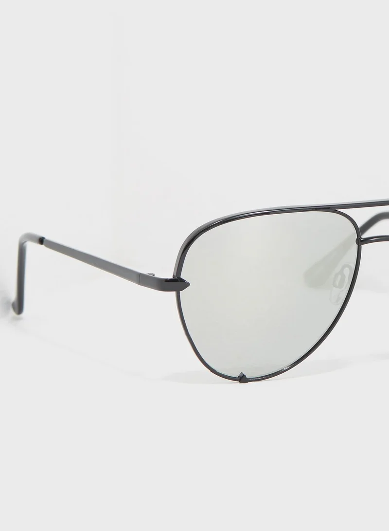 Quay Quay X Desi High Key Mini Sunglasses