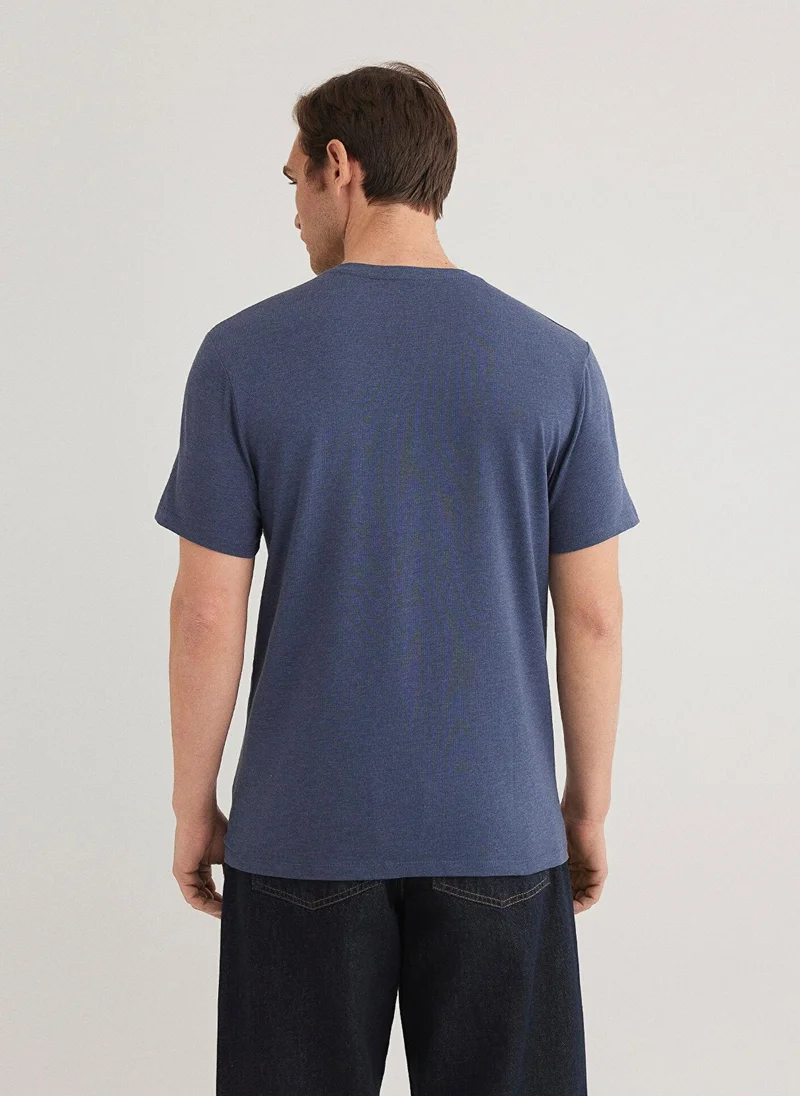 مافي Stretch V Neck T-shirt