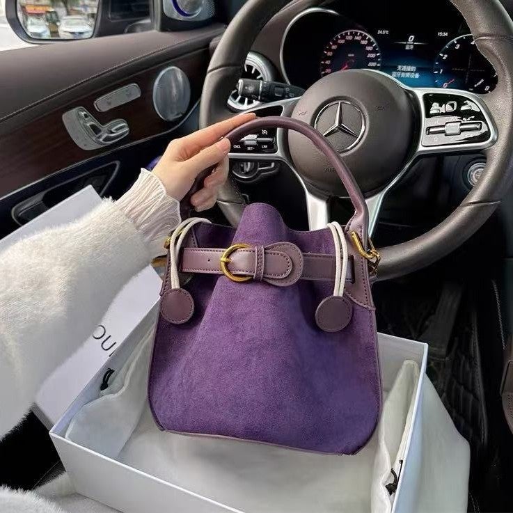 حقيبة دلو من المخمل البنفسجي - Image 1