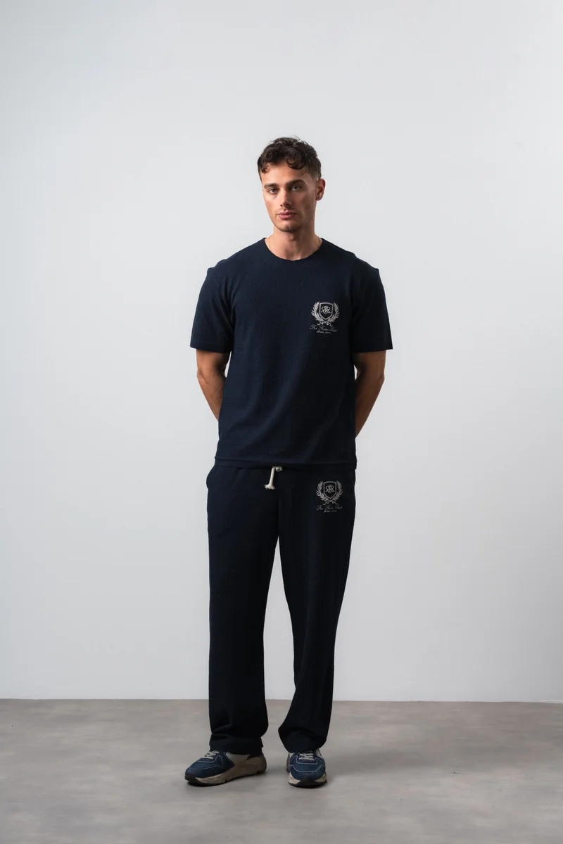 ريسباير طقم تيشيرت وبنطال رجالي من FFB Dirty Stitch، لون أزرق داكن