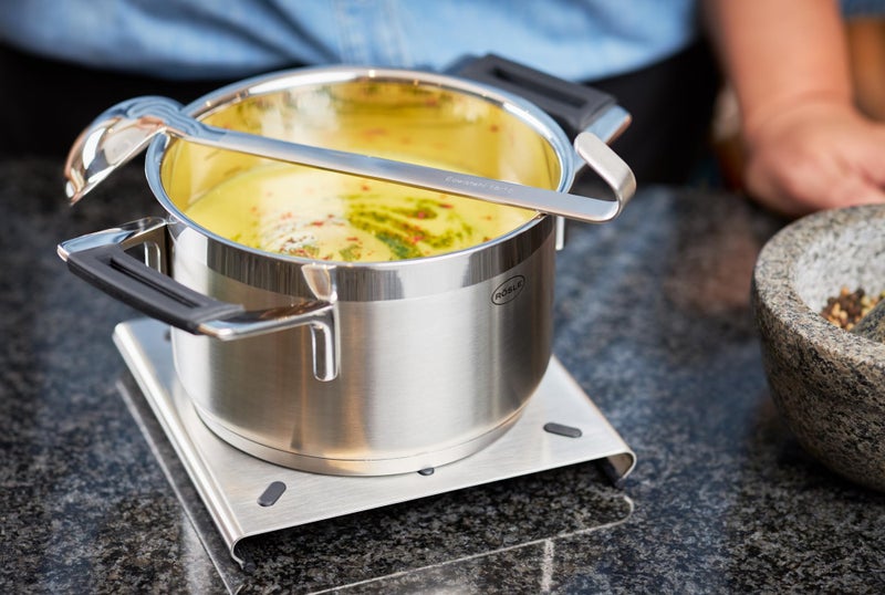 RÃ¶sle Rosle 10010 Stainless Steel Hooked Handle Ladle with Pouring Rim Serving Spoon 8 Ounce - Image 2